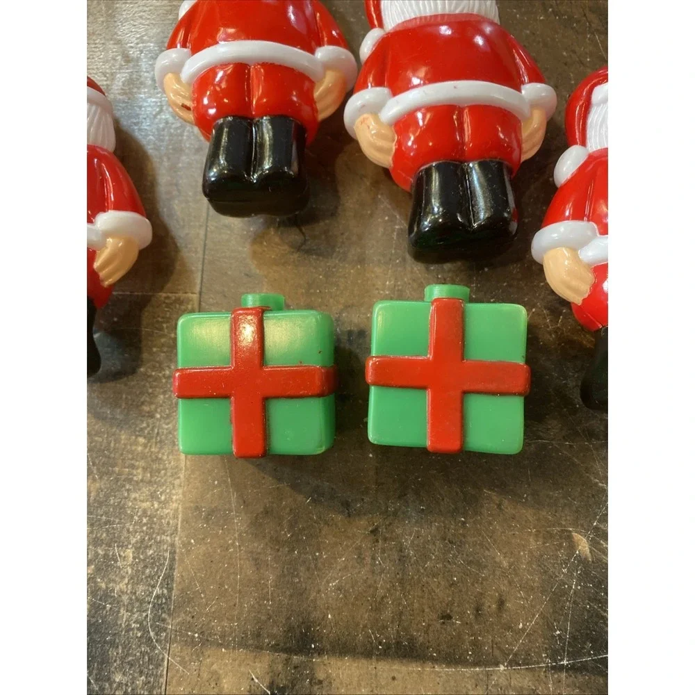 4 Blow Mold Santa Claus & 2 Gift String Light Bulb Covers Christmas ~ Parts Only